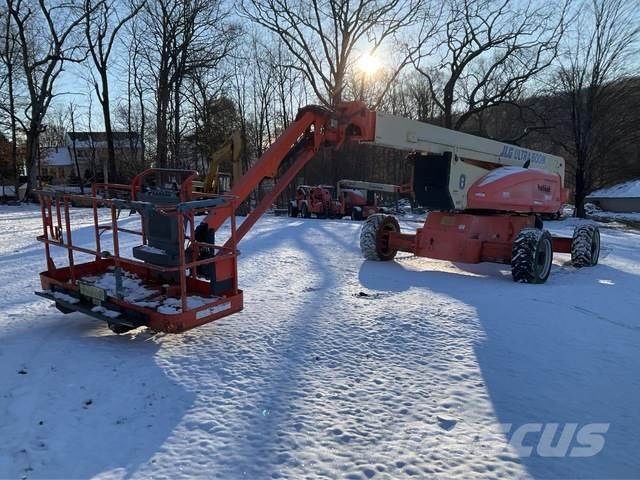 JLG 1250AJP Plataformas con brazo de elevación manual