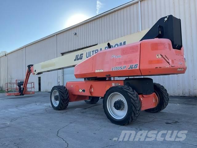 JLG 1350SJP Otros