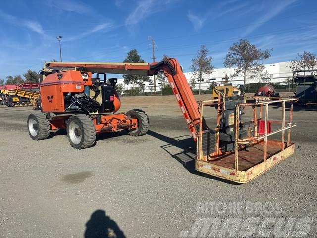 JLG 600AJ Plataformas con brazo de elevación manual