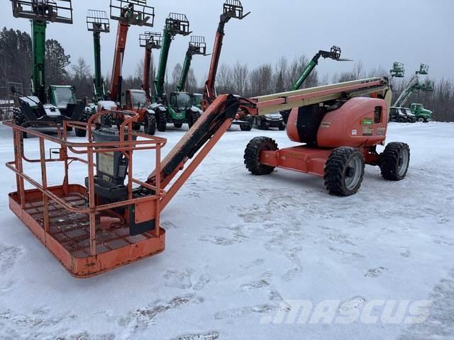 JLG 600AJ Plataformas con brazo de elevación manual