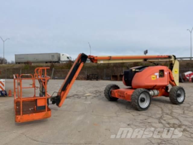 JLG 600AJ Plataformas con brazo de elevación manual