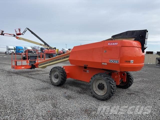 JLG 600S Otros