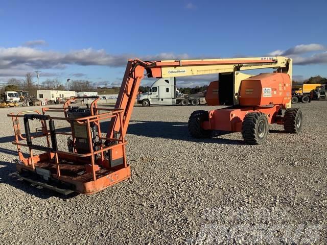 JLG 800AJ Plataformas con brazo de elevación manual