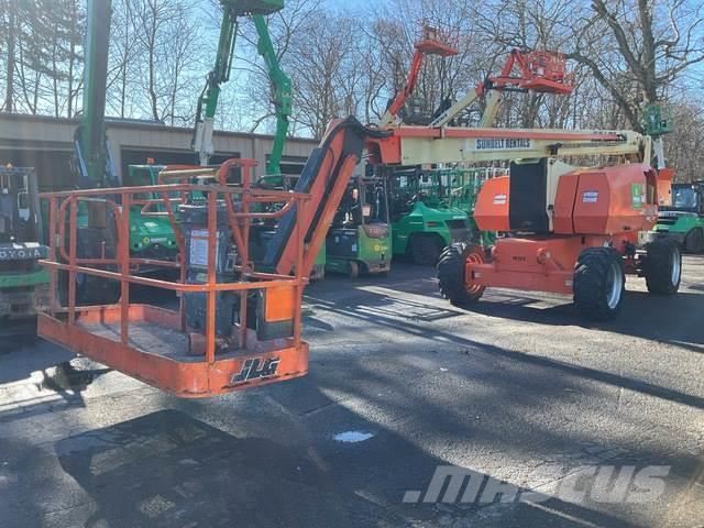 JLG 800AJ Plataformas con brazo de elevación manual