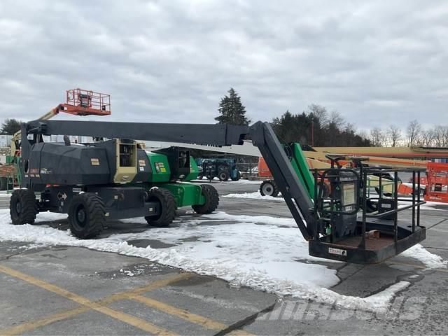 JLG 800AJ Plataformas con brazo de elevación manual