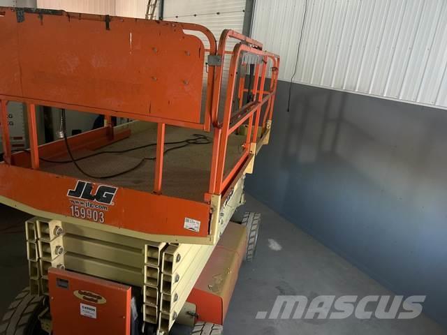 JLG M4069 Plataformas tijera