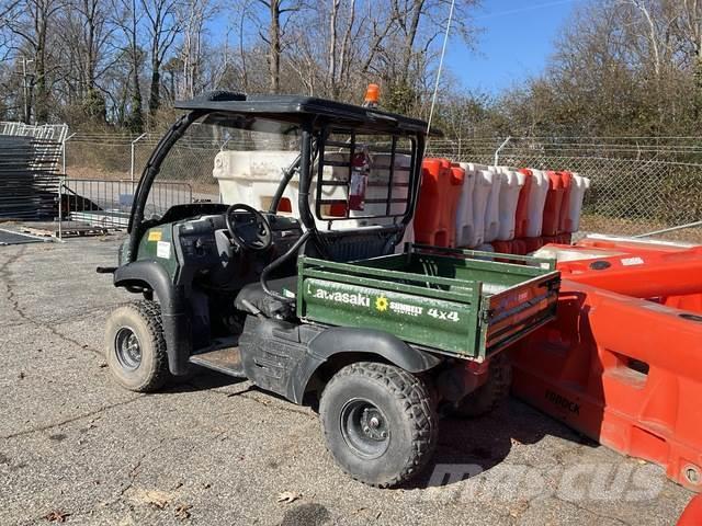 Kawasaki Mule Maquinarias para servicios públicos