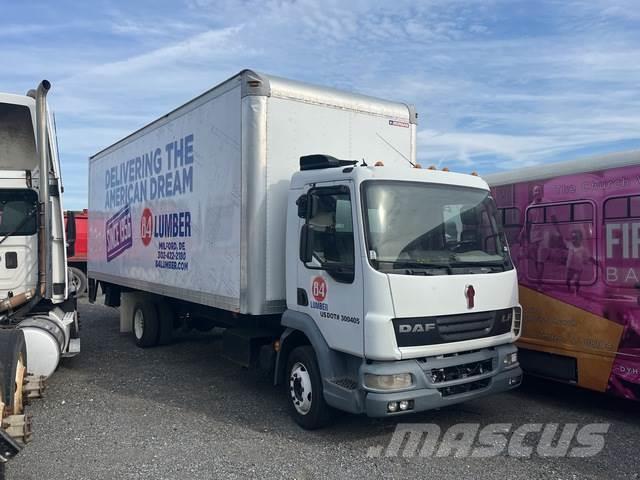 Kenworth T270 Camiones con caja de remolque