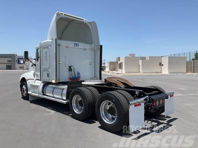 Kenworth T660 Camiones tractor