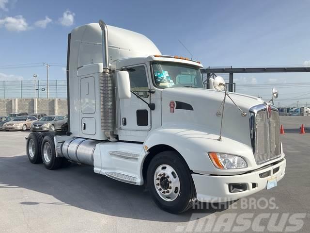 Kenworth T660 Camiones tractor