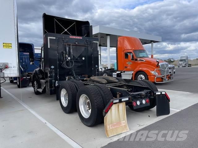 Kenworth T680 Camiones tractor