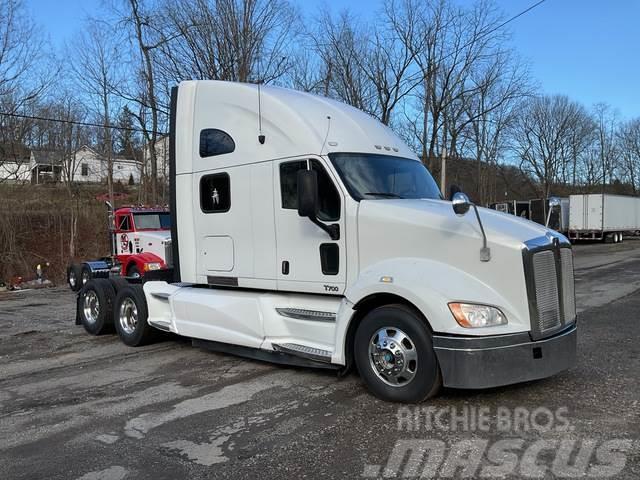 Kenworth T700 Camiones tractor