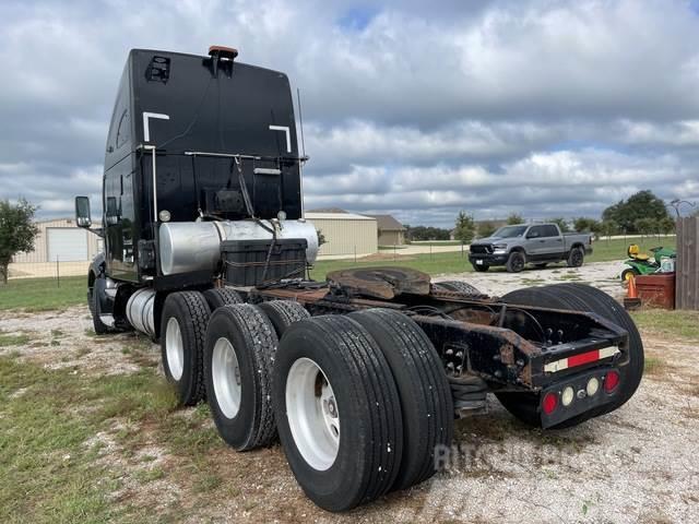 Kenworth T700 Camiones tractor