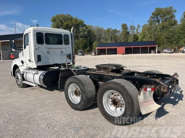 Kenworth T880 Camiones tractor