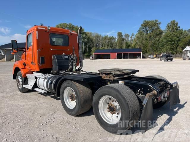 Kenworth T880 Camiones tractor