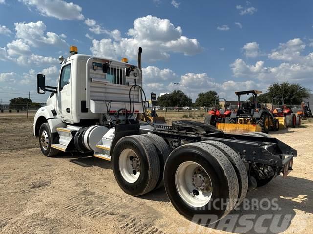 Kenworth T880 Camiones tractor