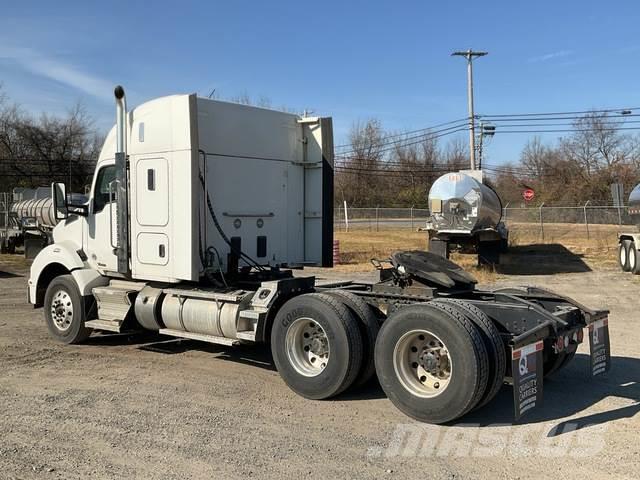 Kenworth T880 Camiones tractor