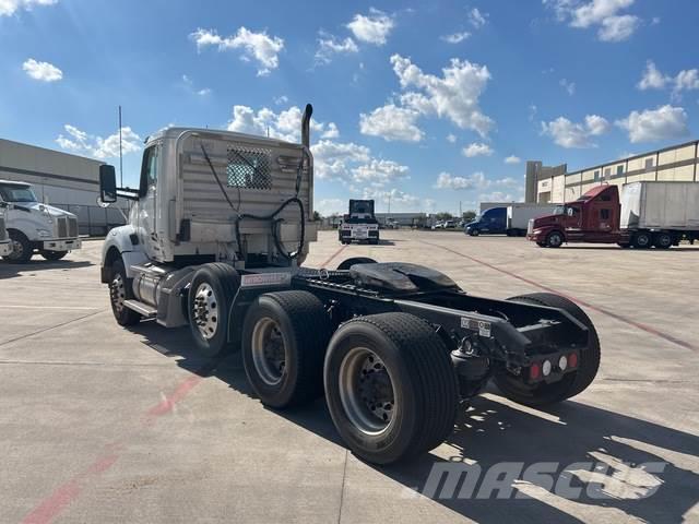 Kenworth T880 Camiones tractor