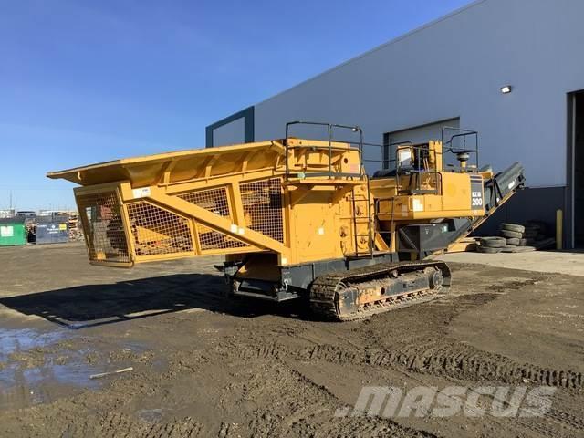 Komatsu BZ200 Machacadoras