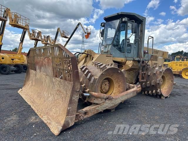 Komatsu WF450T Otros