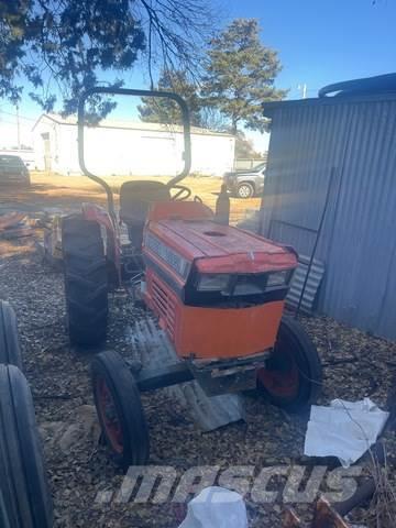 Kubota L2050F Tractores