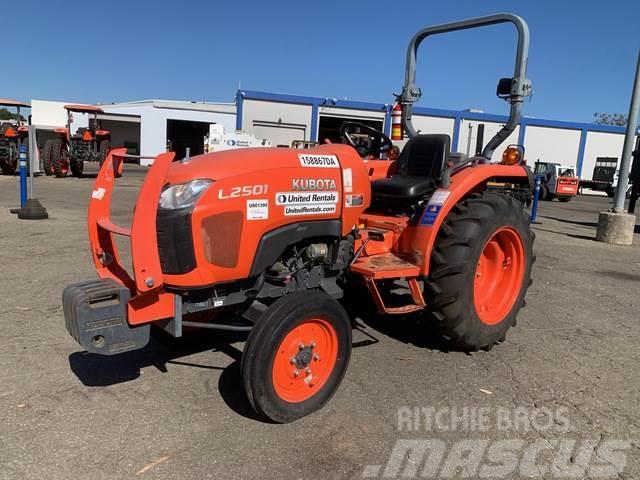 Kubota L2501F Tractores compactos