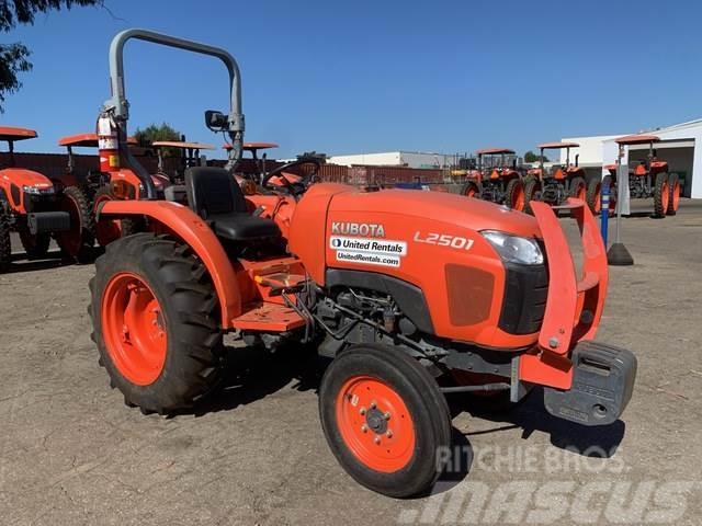 Kubota L2501F Tractores compactos