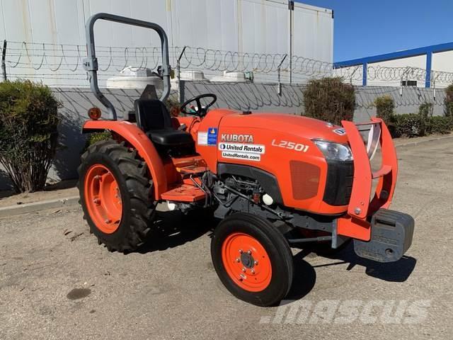 Kubota L2501F Tractores compactos