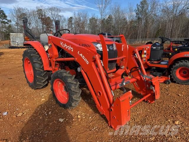 Kubota L3901DT Tractores