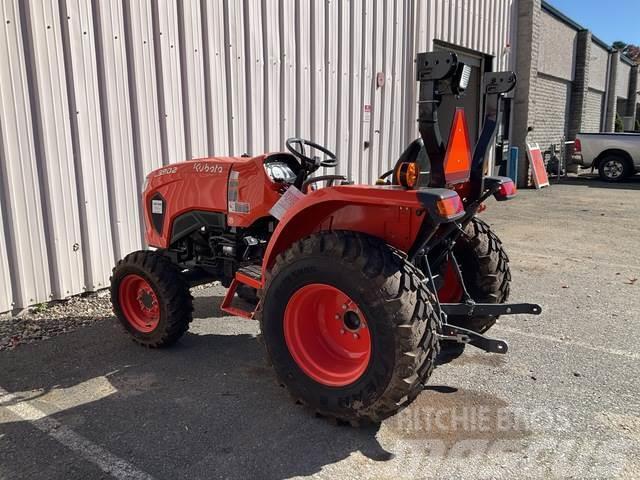 Kubota L3902HST Tractores