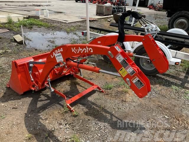 Kubota LA344S Otros