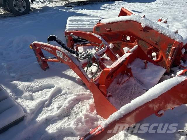 Kubota LA344S Otros