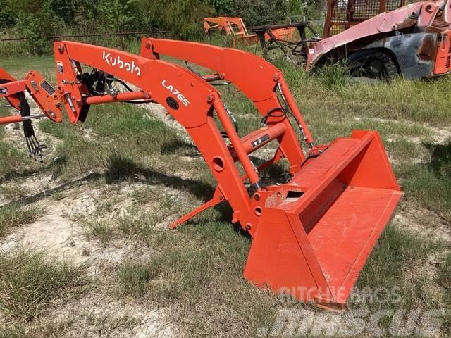 Kubota LA765 Otros