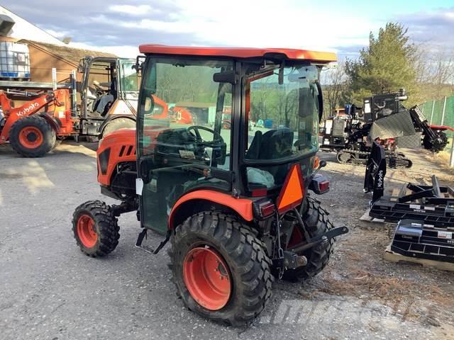 Kubota LX3310HSDC Tractores compactos