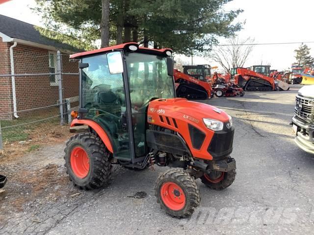 Kubota LX3310HSDC Tractores compactos