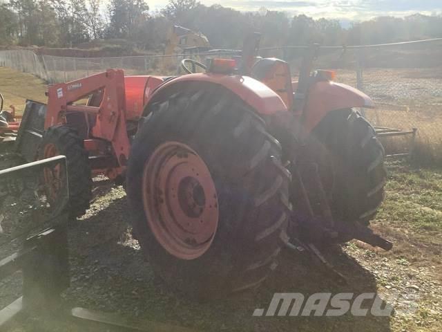 Kubota M7060HD12 Tractores