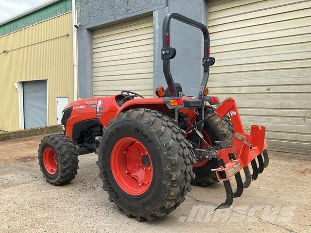 Kubota MX5400HST Tractores compactos