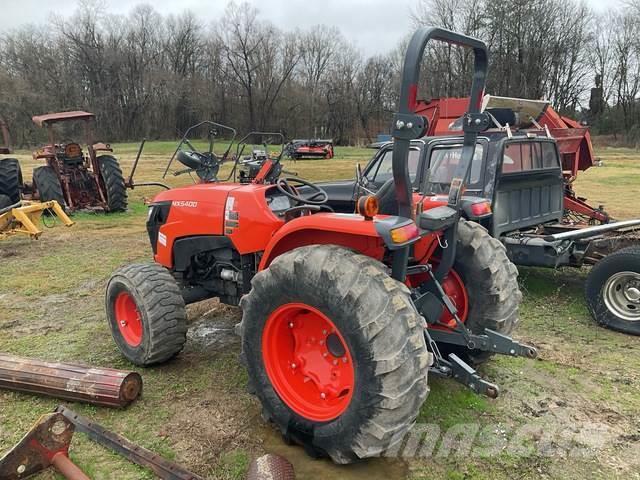 Kubota MX5400HST Tractores