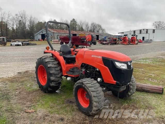 Kubota MX5400HST Tractores