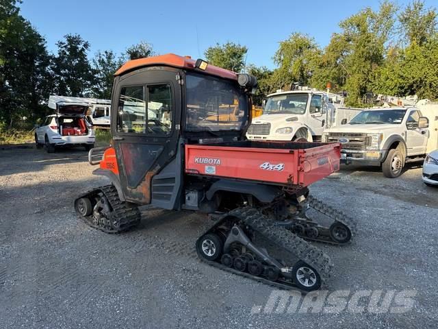 Kubota RTV900 Maquinarias para servicios públicos