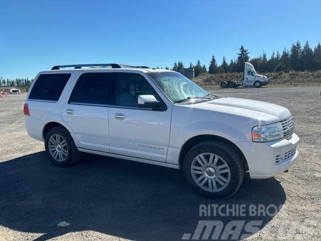 Lincoln Navigator Carros