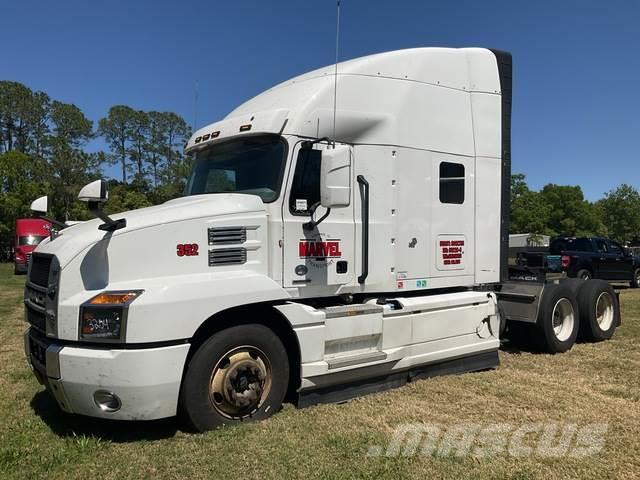 Mack ANT64T Camiones tractor