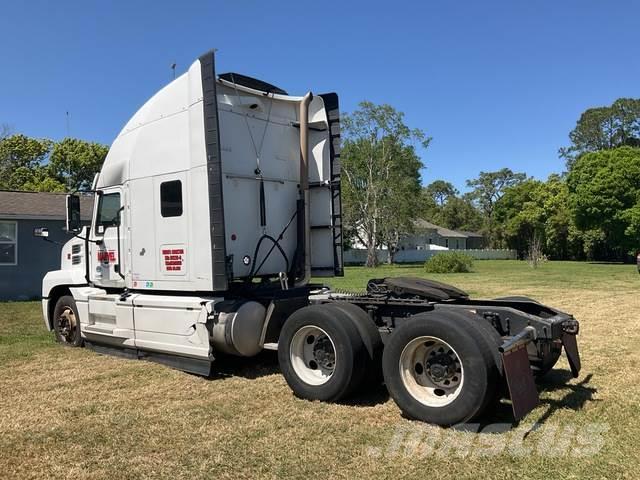 Mack ANT64T Camiones tractor