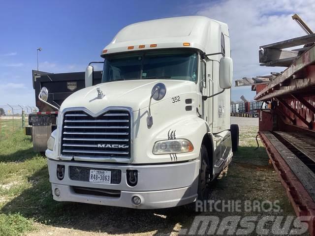 Mack CXU613 Camiones tractor