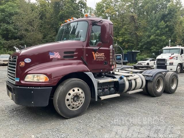 Mack CXU613 Camiones tractor