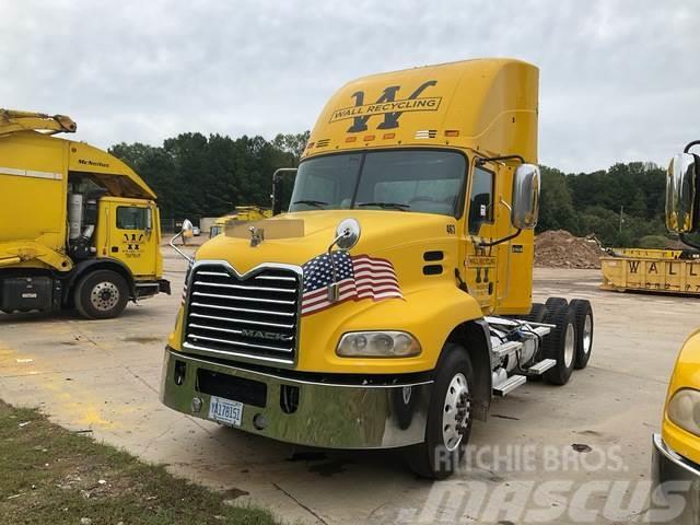 Mack CXU613 Camiones tractor