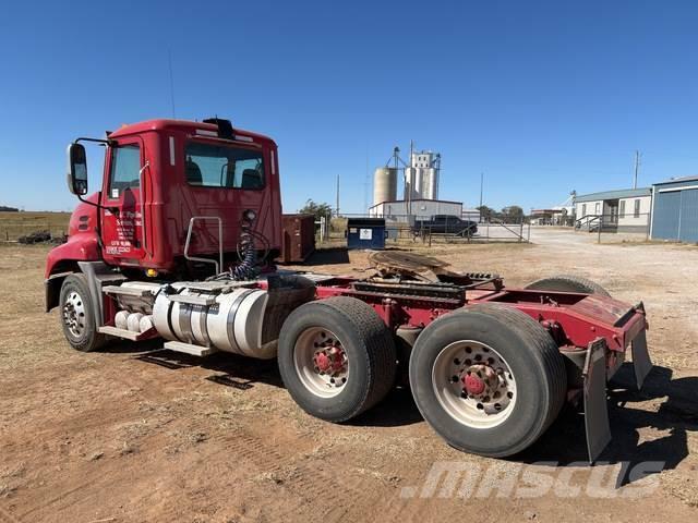 Mack CXU613 Camiones tractor