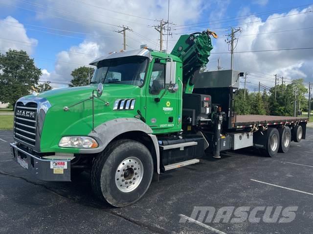 Mack GR64B Otros camiones