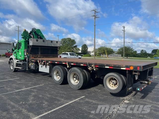 Mack GR64B Otros camiones