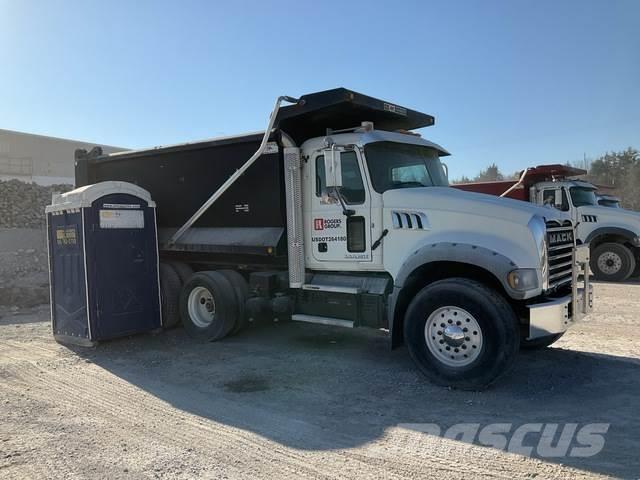 Mack GU713 Bañeras basculantes usadas